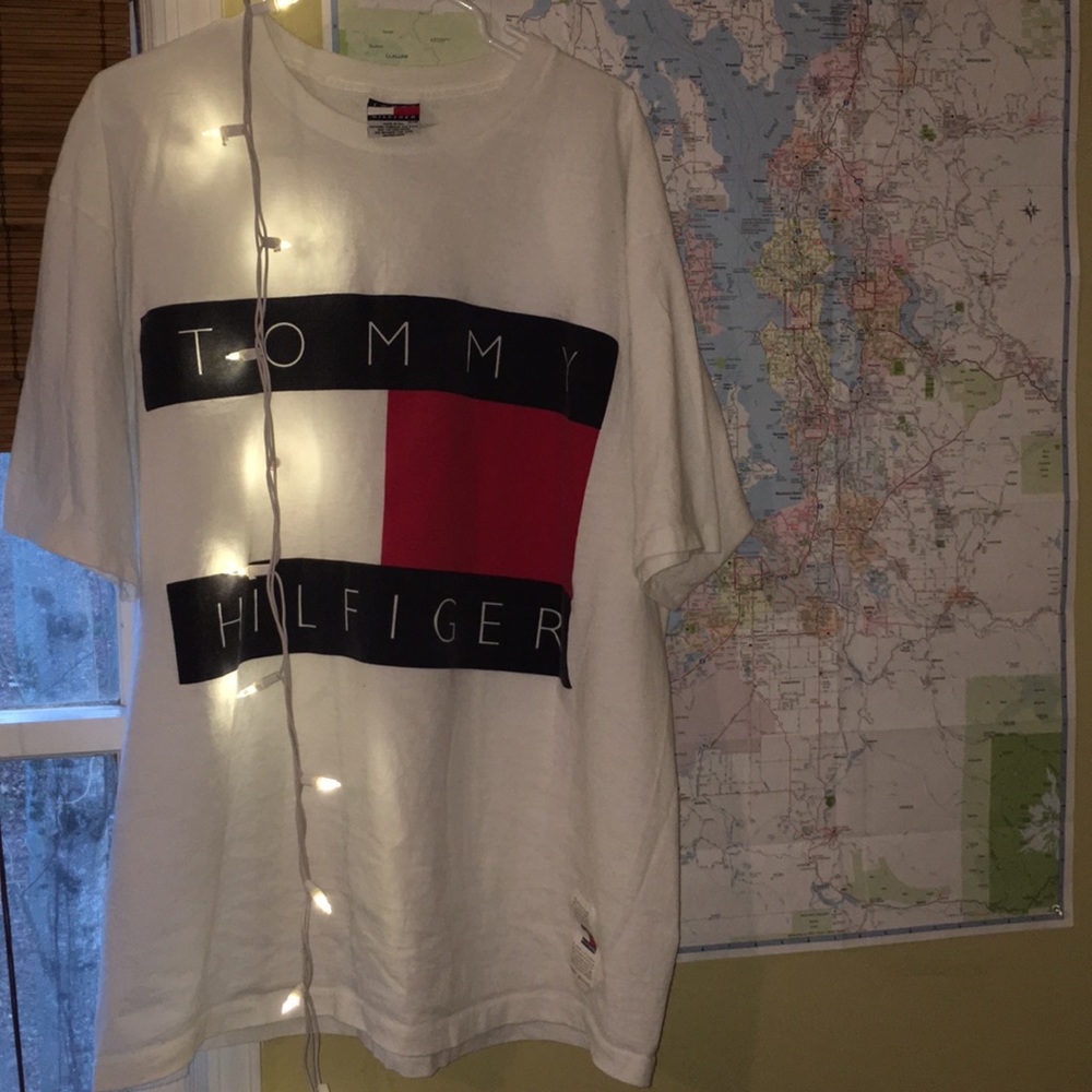 Vintage Nineties Tommy Hilfiger Logo Tee (RARE)